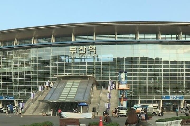 2-Day Private Busan Coastal & City Tour: Haeundae, Gamcheon & Jagalchi photo 4