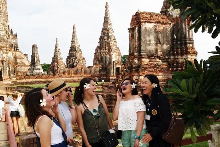 Ayutthaya at Dusk: Private Sunset Boat & UNESCO Temple Tour from Bangkok photo 2