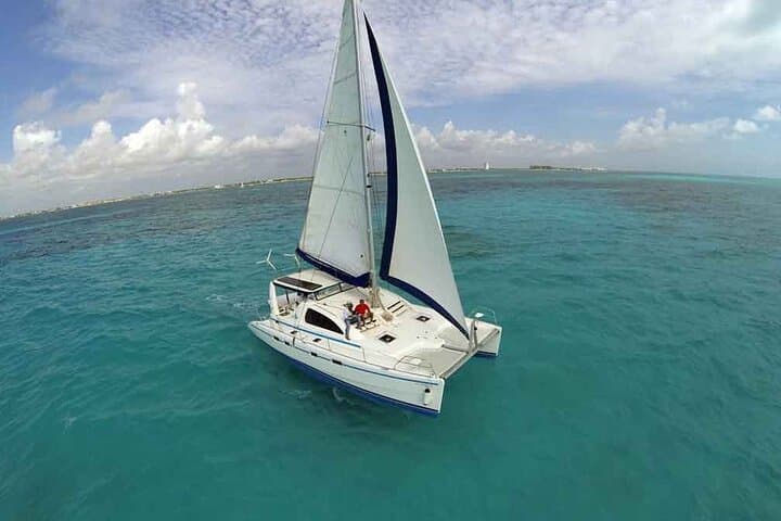 Catamaran to Isla Mujeres from Cancun: Full-Day Snorkel, Lunch & Beach Time photo 2