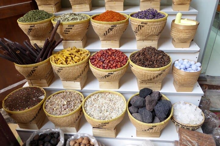 Walk Old Dubai: Al Fahidi, Spice & Abra Creek Tour (English Guide) photo 4