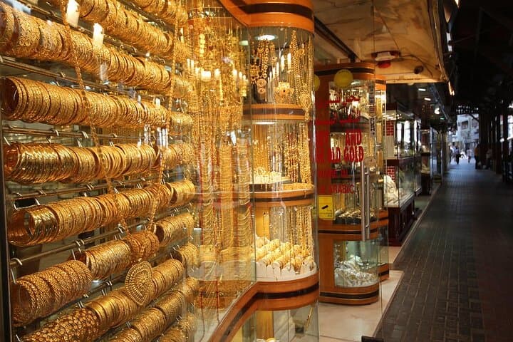 Walk Old Dubai: Al Fahidi, Spice & Abra Creek Tour (English Guide) photo 6