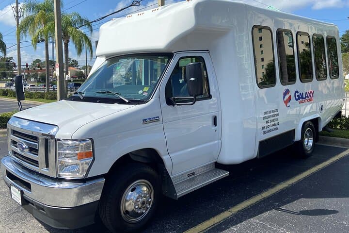 Smooth Arrival: Orlando MCO Shuttle to Lake Buena Vista Resorts photo 4