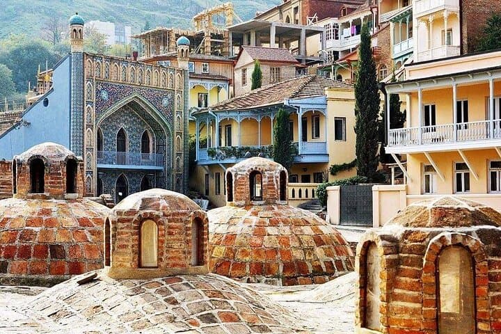 Old Tbilisi Walking Tour & Wine Tasting: Historic Sights, Sulfur Baths & Narikala Views