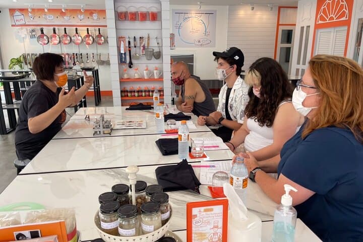 Market-to-Wok: Phuket Cooking Class & Market Tour at Pum Thai