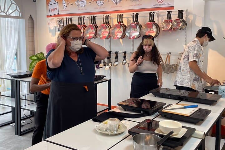 Market-to-Wok: Phuket Cooking Class & Market Tour at Pum Thai photo 3