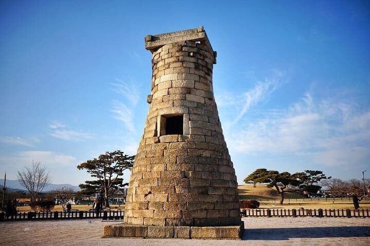 Gyeongju 2-Day Customized Cultural Tour — Bulguksa, Seokguram & Namsan photo 4