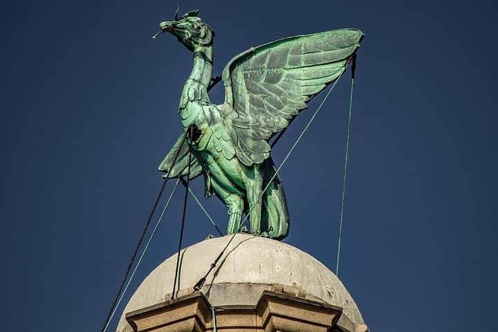 Liverpool Hidden Gems Tour App: Self-Guided Treasure Hunt & Big Britain Quiz (1-Day Pass) photo 3