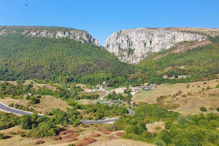 8-Day Guided Tour in Romania from Bucharest: Castles, Carpathians & Painted Monasteries photo 3