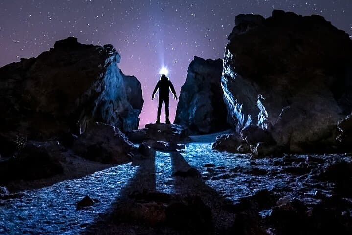 Teide Night Astronomy Tour: Stargaze at Mount Teide with Dinner and Telescopes photo 3