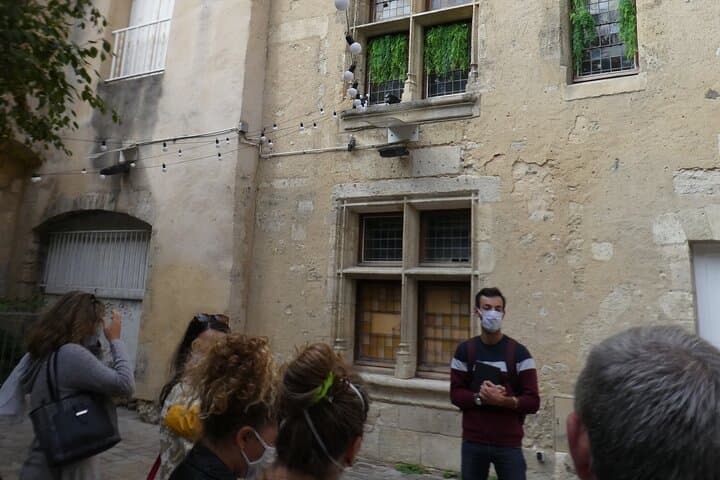 Bordeaux in 1492 — 90-Minute Guided Walking Tour of Medieval & Renaissance Streets photo 4
