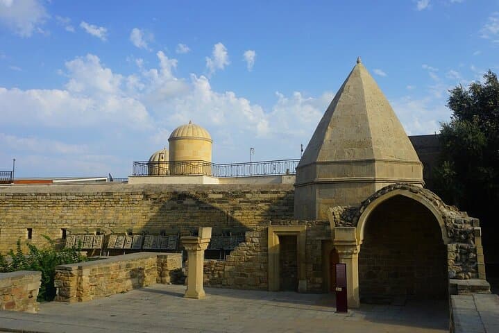 Full-Day Private Guided Tour of Baku — Old City, Gobustan, Mud Volcanoes & Fire Temple