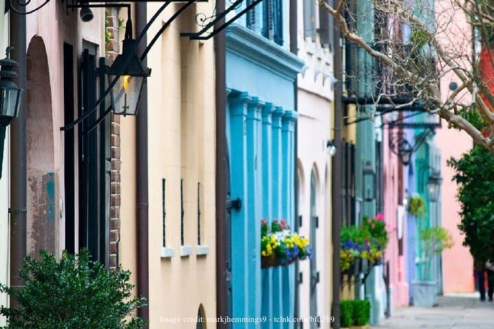 Historic Charleston Private Highlights Walking Tour — 2-Hour Guided Walking Experience