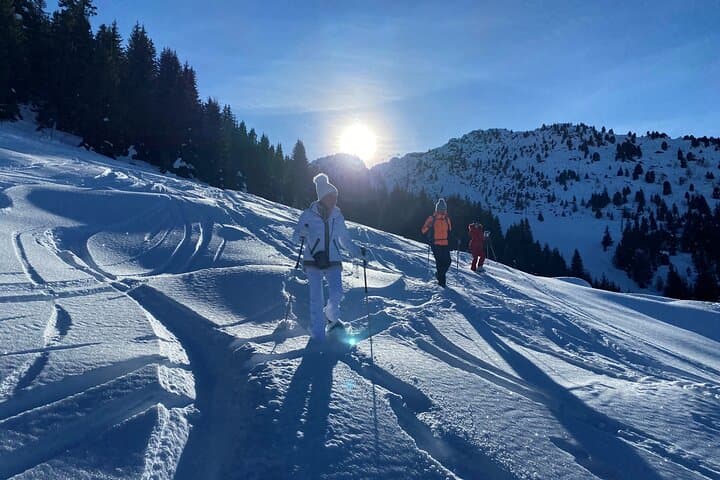 Private Snowshoe Hike in Courchevel — Guided Snowshoe Tour from Courchevel 1850 photo 2