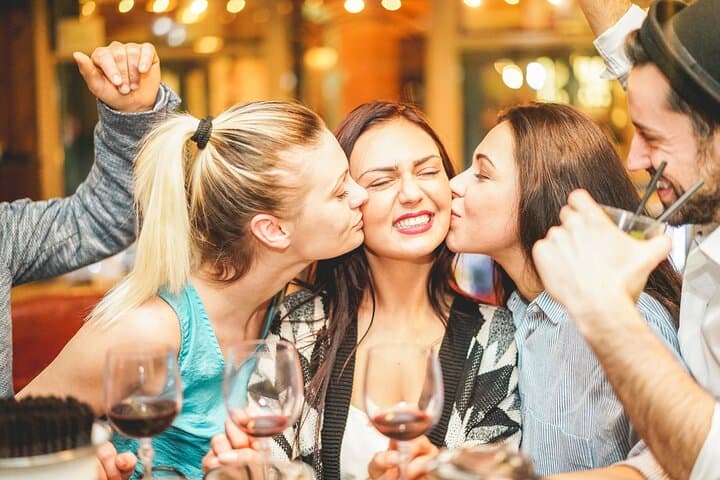 Private New York Wine Tasting Tour with Local Wine Expert photo 4