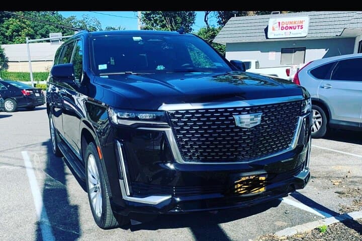 First-Class Private SUV Transfer in New York: Executive Door-to-Door Service photo 2