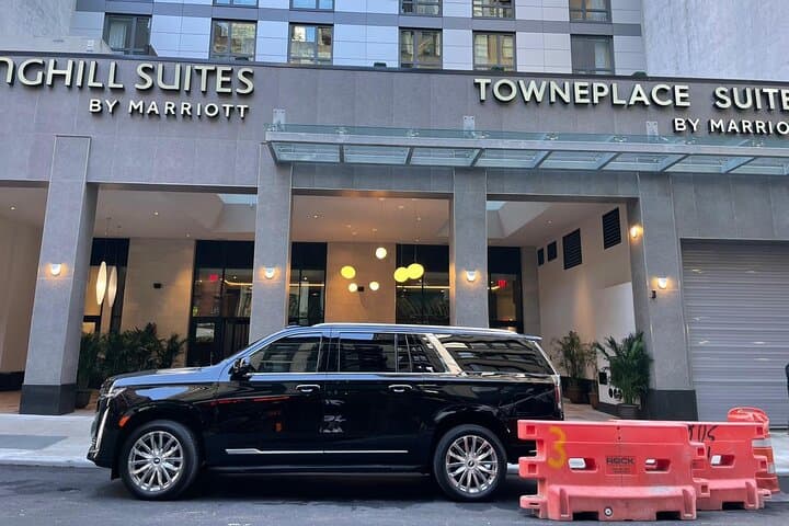 First-Class Private SUV Transfer in New York: Executive Door-to-Door Service photo 3