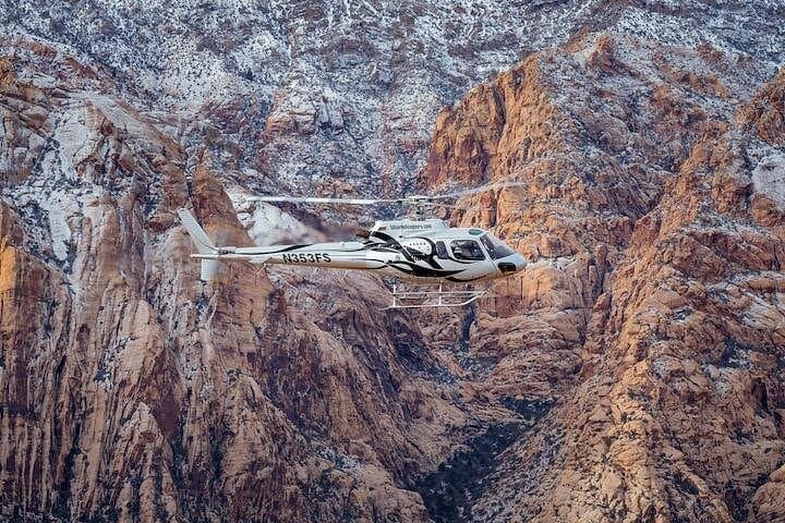 Helicopter Tour Over Red Rock Canyon — 30-Min Aerial Flight from Las Vegas photo 4