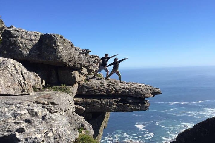 Kasteelspoort Hike: Camps Bay to Table Mountain via the Twelve Apostles photo 3