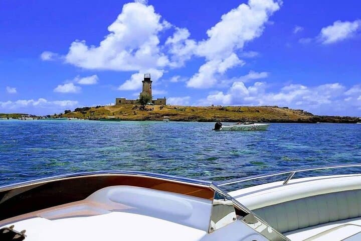 East Coast Island Discovery: Private Speedboat to 5 Islands from Blue Bay, Mauritius