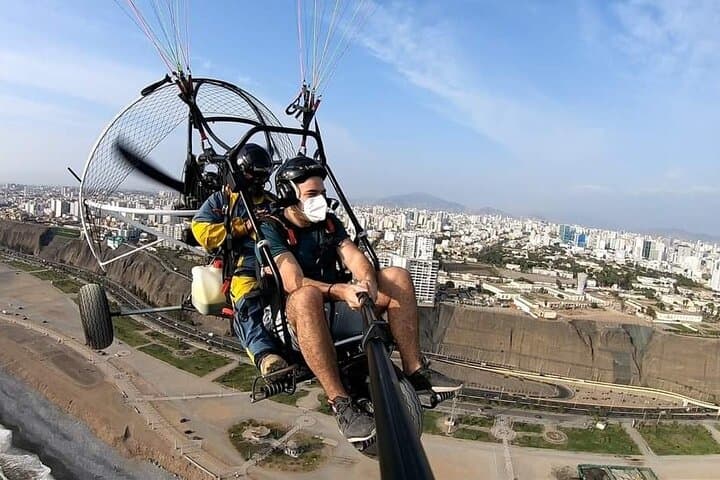 Coastal Paragliding in Lima: Tandem Flights Over the Costa Verde