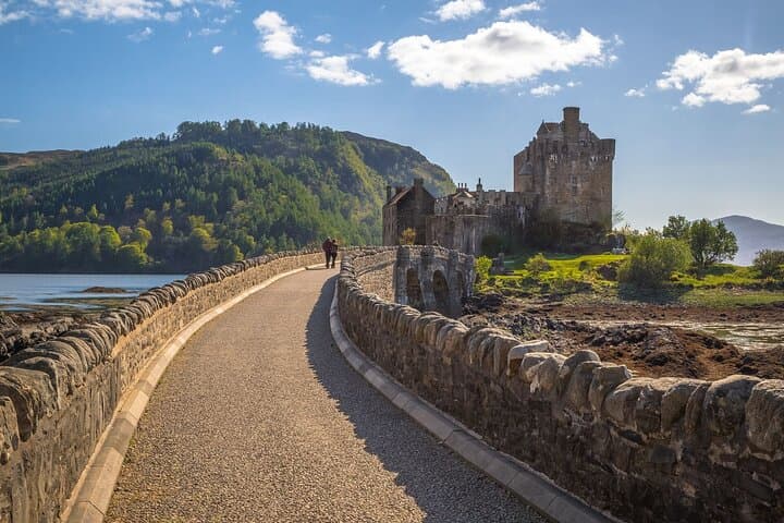 6-Day Outer Hebrides & Isle of Skye Tour with Optional Jacobite Steam Train photo 3