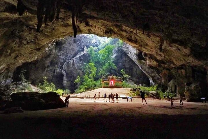 Explore Sam Roi Yod & Praya Nakhon Cave: Private Day Tour from Hua Hin