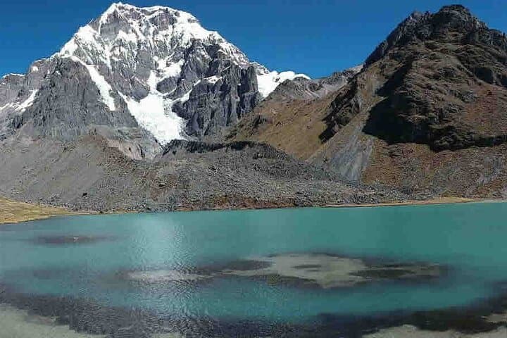 Full-Day Ausangate 7 Lagoons Hike — High-Altitude Lakes & Sacred Peak Views photo 3