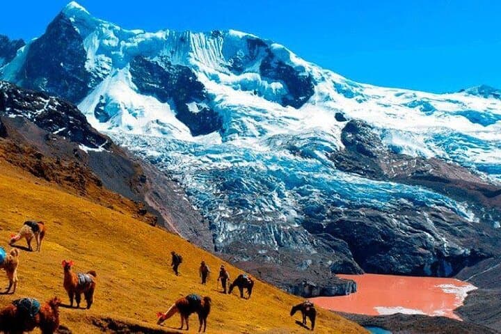 Full-Day Ausangate 7 Lagoons Hike — High-Altitude Lakes & Sacred Peak Views photo 2