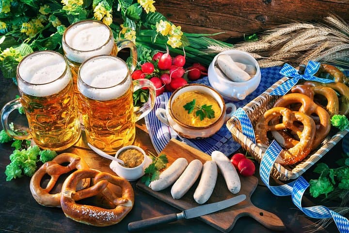 Private Beer Tasting Tour in Munich: Oktoberfest Museum and Old Town Beer Crawl photo 4