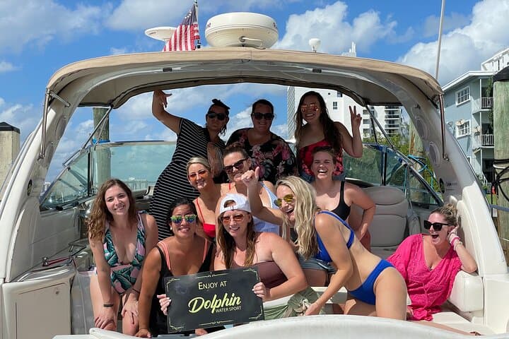 Miami Biscayne Bay Private Yacht Party — Snorkel Sandbars & Dolphin Sightings photo 2