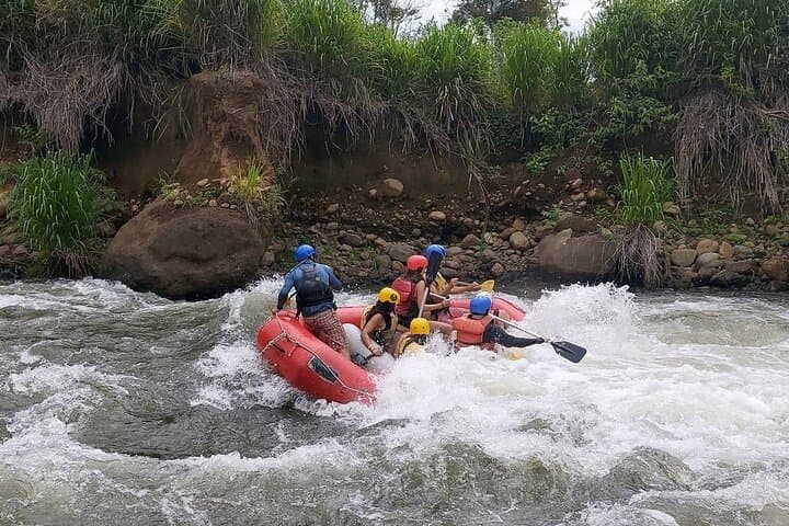 Arenal Canopy, Tarzán Swing & Balsa River Rafting Combo photo 5