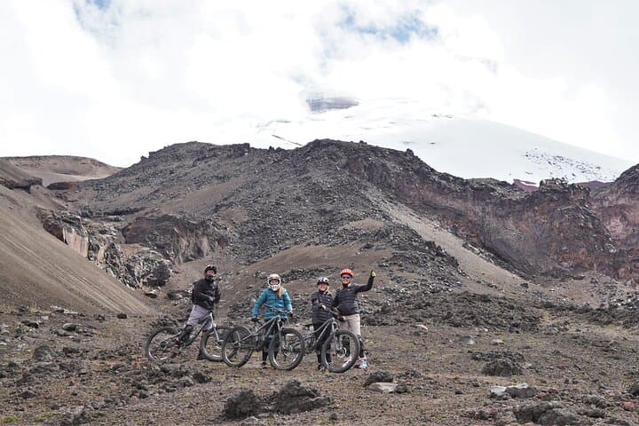Cotopaxi Downhill MTB: Enduro Rides from Quito to 15,000 ft photo 5
