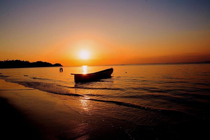 Golden Beach Transfer from Amber Cove & Taíno Bay — Sosúa Beach Day Trip photo 4