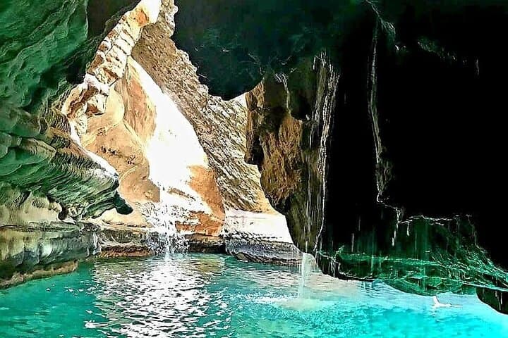 Private 2-Day Wadi Shab & Bimmah Sinkhole Tour from Muscat photo 3