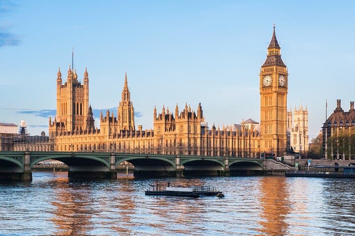 Royal London Highlights Tour & Afternoon Tea at The Rubens photo 5