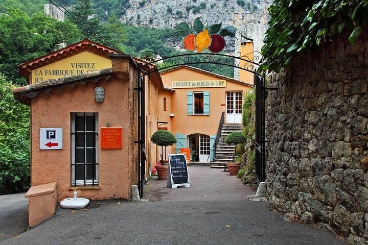 Half-Day Private Tour of Grasse: Fragonard, Confiserie Florian & Gorges du Loup photo 3