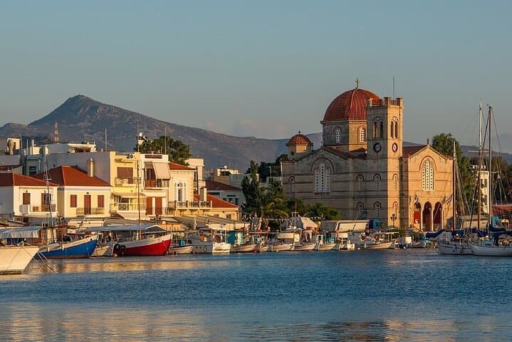 4-Day Delphi & Meteora Tour with Saronic Islands Cruise from Athens photo 3