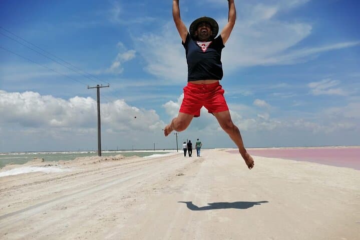 Las Coloradas Pink Lakes & Ría Lagartos Wildlife Day Trip from Playa del Carmen
