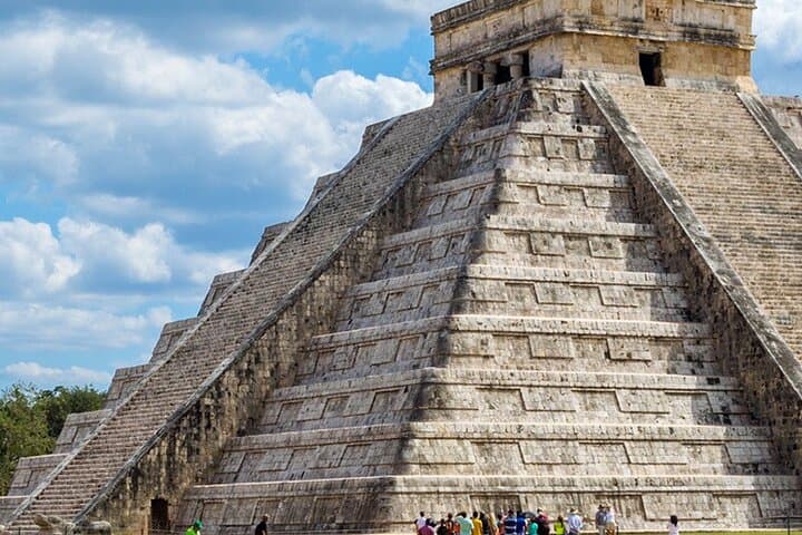 Chichén Itzá Day Trip from Cancun: Guided Tour, Cenote Swim & Valladolid Visit