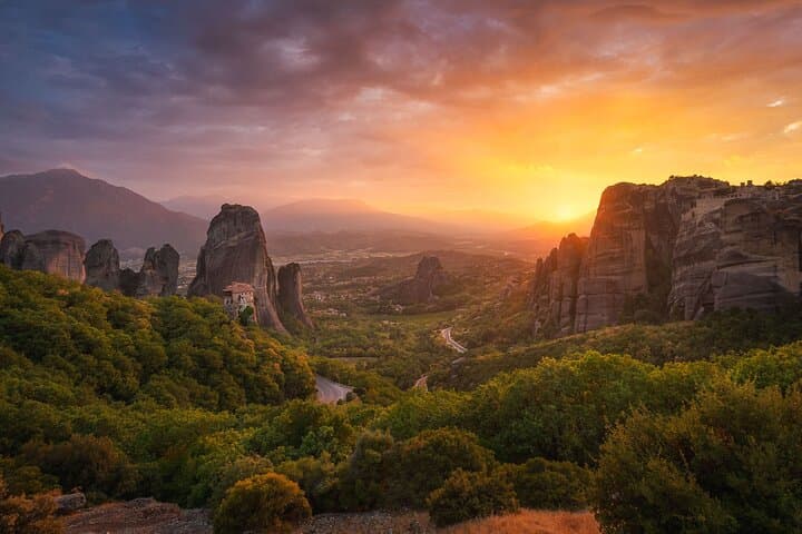 Sunset Meteora Photo Tour: Capture Golden-Hour Monasteries on the Rocks photo 2