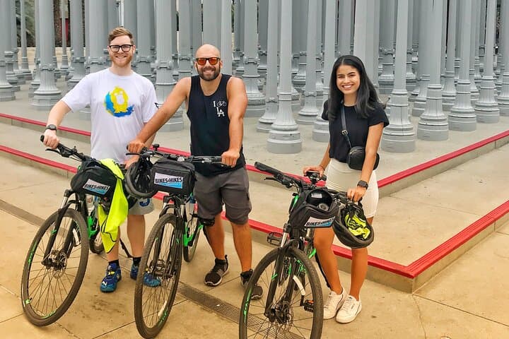 Explore Los Angeles on Two Wheels: Bike Rentals and Tours