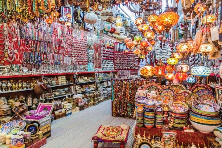 Old Riyadh and Sky Bridge: 5-Hour Dirah, Masmak Fort & Kingdom Tower Tour photo 5