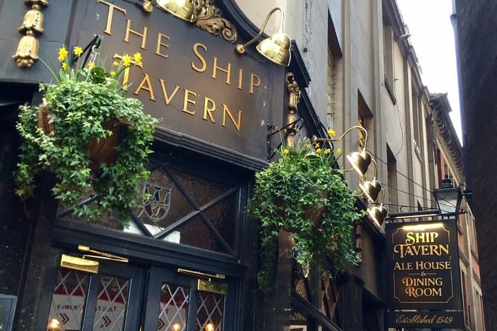Self-Guided London Pub Tour: Historic Pubs & Audio Walking Guide photo 2