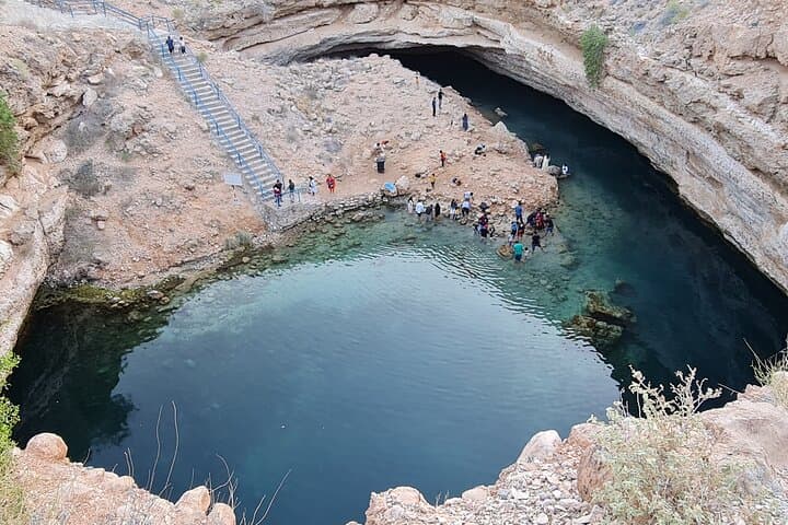 Full-Day Bimmah Sinkhole and Wadi Al Arbeieen Tour from Muscat photo 2