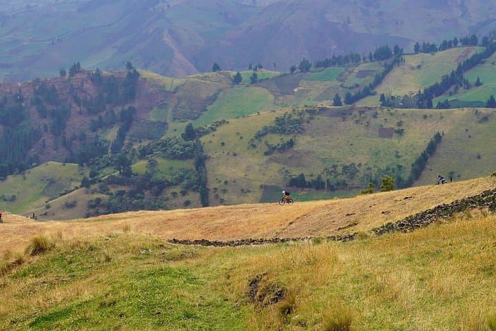 Ultimate Ecuador Mountain Biking Expedition — 9-Day Andes Downhills & Cultural Trails photo 5