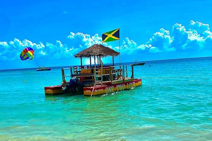 Discover Negril's Seven Mile Beach and Rick's Cafe: A Jamaican Escape photo 6