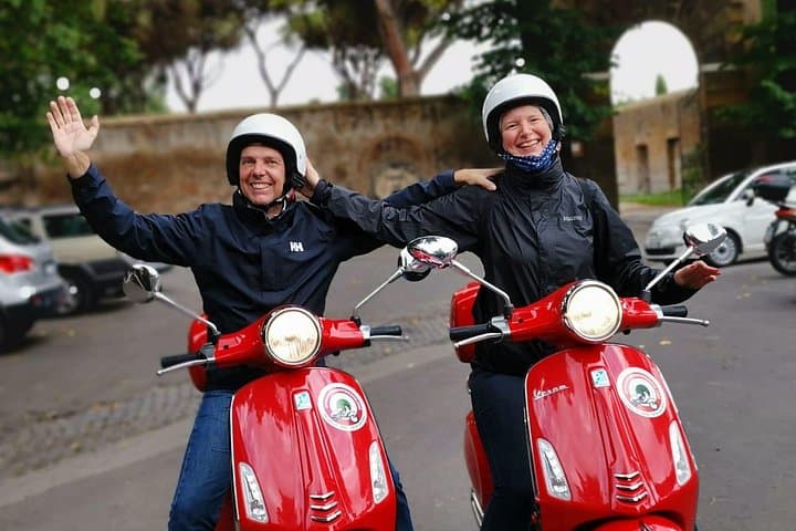 Roma by Vespa: 3-Hour Guided Scooter Tour of Historic Rome photo 3
