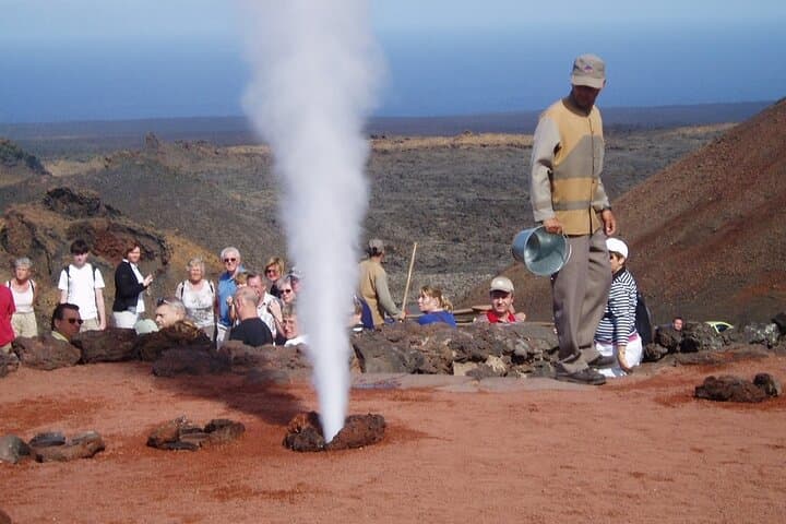 Timanfaya & La Geria Volcano Route: Guided Half-Day with Pickup from Lanzarote photo 6