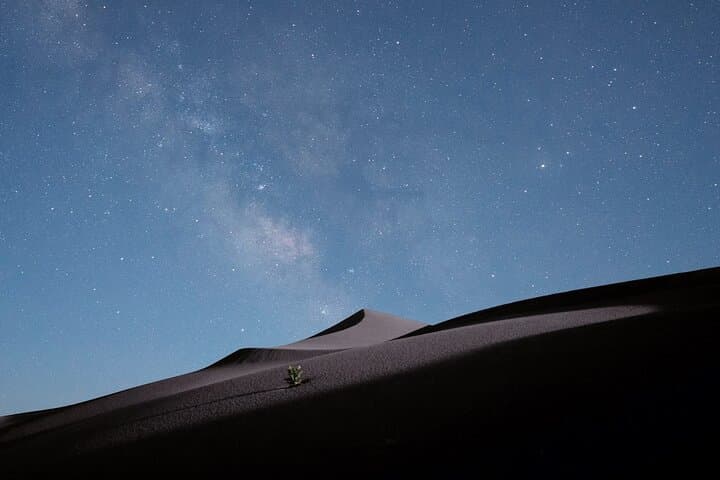 Desert Stargazing from Riyadh: Bedouin Stories, Sandstone Hike & Dinner photo 5