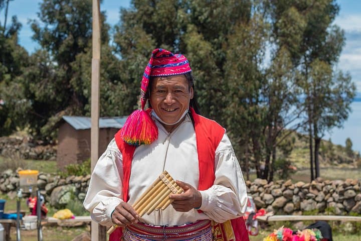 2-Day Lake Titicaca Homestay: Uros, Taquile & Luquina Islands photo 1